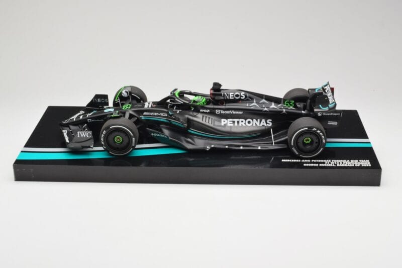 Mercedes AMG W14 E Performance Petronas #63 G. Russell Bahrain GP 2023 Minichamps 1:18 113230163 Hars