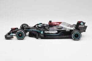 Mercedes AMG W12 #44 L. Hamilton Bahrain GP 2021 Minichamps 1:18 110210144 Metaal — afbeelding 3 van 7