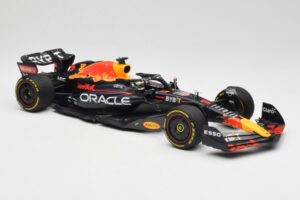 Oracle Red Bull Racing RB18 #1 M. Verstappen Winner Italian GP 2022 Minichamps 1:18 110221601 Metaal — afbeelding 4 van 7