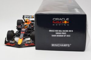 Oracle Red Bull Racing RB18 #11 S. Perez Saudi Arabian GP 2022 Minichamps 1:18 110220011 Metaal — afbeelding 6 van 7