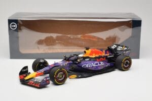 Oracle Red Bull Racing RB19 #33 M. Verstappen Las Vegas GP Winner 2023 Minichamps 1:18 110232201 Hars — afbeelding 7 van 7