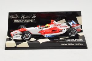 Toyota TF106 Panasonic #11 R. Schumacher Panasonic Toyota Racing Showcar 2006 Minichamps 1:43 400060077 Metaal
