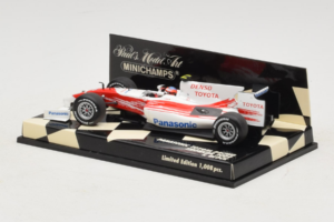 Toyota TF109 #10 T. Glock Panasonic Toyota Racing Showcar F1 2009 Minichamps 1:43 400090080 Metaal — afbeelding 3 van 5