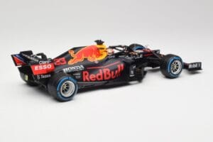 Red Bull Racing Honda RB16B #33 M. Verstappen Turkish GP 2nd Place 2021 Minichamps 1:18 110211633 Metaal — afbeelding 2 van 7