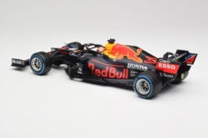 Red Bull Racing Honda RB16B #33 M. Verstappen Turkish GP 2nd Place 2021 Minichamps 1:18 110211633 Metaal — afbeelding 5 van 7