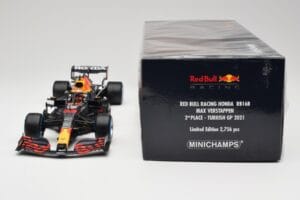 Red Bull Racing Honda RB16B #33 M. Verstappen Turkish GP 2nd Place 2021 Minichamps 1:18 110211633 Metaal — afbeelding 6 van 7