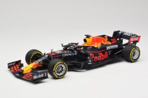 Red Bull Racing Honda RB16B #33 M. Verstappen Mexican GP Winner 2021 Minichamps 1:18 110211933 Hars