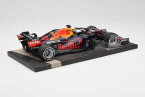 Red Bull Racing RB16B #33 M. Verstappen Monaco GP Winner 2021 Minichamps 1:18 113210533-R1 Hars — afbeelding 3 van 6