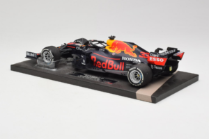 Red Bull Racing RB16B #33 M. Verstappen Monaco GP Winner 2021 Minichamps 1:18 113210533-R1 Hars — afbeelding 5 van 6