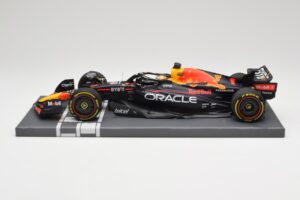 Oracle Red Bull Racing RB18 #33 M. Verstappen Mexican GP 2022 Minichamps 1:18 113222001 Hars