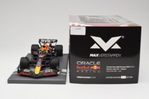 Oracle Red Bull Racing RB18 #33 M. Verstappen Mexican GP 2022 Minichamps 1:18 113222001 Hars — afbeelding 6 van 7