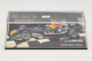 Red Bull Racing RB2 R. Doornbos Test Driver F1 2006 Minichamps 1:43 400060037 Metaal — afbeelding 5 van 5