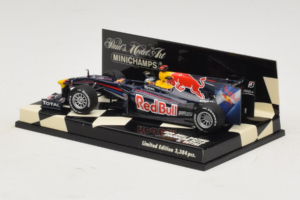 Red Bull Racing RB6 S. Vettel F1 Showcar 2010 Minichamps 1:43 400100075 Metaal — afbeelding 3 van 5