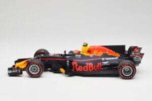 Red Bull Racing RB13 Tag Heuer #33 M. Verstappen Australian GP 2017 Minichamps 1:18 110170033 Hars — afbeelding 3 van 7