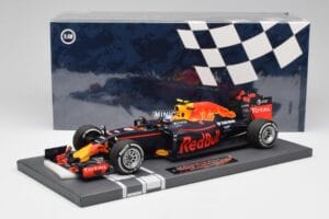 Red Bull RB12 #33 M. Verstappen Spain GP Winner 2016 Minichamps 1:18 117160333 Metaal — afbeelding 6 van 7