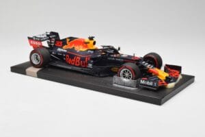 Red Bull RB15 #33 M. Verstappen Brazil GP Winner 2019 Minichamps 1:18 113191933 Metaal — afbeelding 4 van 7