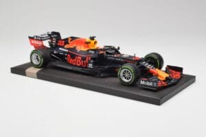 Red Bull RB15 #33 M. Verstappen German GP Winner Wet 2019 Minichamps 1:18 113191133 Metaal — afbeelding 4 van 7