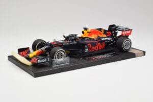 Red Bull RB16 #33 M. Verstappen Abu Dhabi GP Winner 2020 Minichamps 1:18 113201733 Metaal — afbeelding 2 van 6