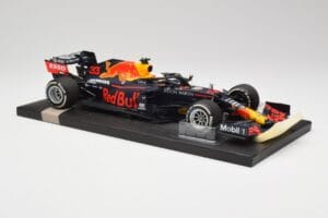 Red Bull RB16 #33 M. Verstappen Abu Dhabi GP Winner 2020 Minichamps 1:18 113201733 Metaal — afbeelding 4 van 6