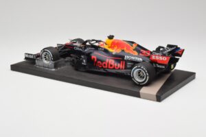 Red Bull RB16B #33 M. Verstappen Dutch GP Winner 2021 Minichamps 1:18 113212533 Metaal — afbeelding 5 van 7