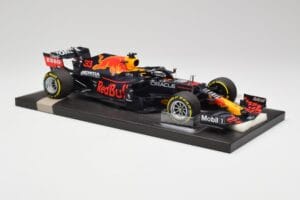Red Bull RB16B #33 M. Verstappen France GP Winner 2021 Minichamps 1:18 113210833 Metaal — afbeelding 4 van 7