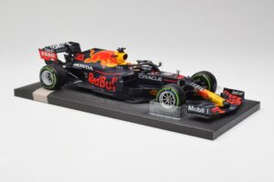 Red Bull RB16B #33 M. Verstappen Emilia Romagna GP Winner 2021 Minichamps 1:18 113210233T Metaal — afbeelding 4 van 6