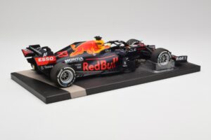 Red Bull RB16B #33 M. Verstappen Styrian & Austrian GP Winner 2021 Minichamps 1:18 113210933 Metaal — afbeelding 3 van 6