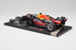 Red Bull RB16B #33 M. Verstappen Styrian & Austrian GP Winner 2021 Minichamps 1:18 113210933 Metaal — afbeelding 5 van 6