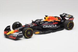 Red Bull RB18 #1 M. Verstappen France GP Winner 2022 Minichamps 1:18 110221201 Metaal