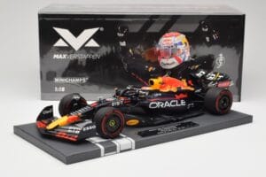 Red Bull RB18 Oracle #1 M. Verstappen Dutch GP 2022 Winner Minichamps 1:18 113221501 Hars — afbeelding 7 van 7
