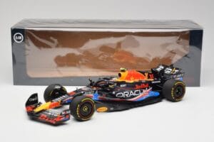 Red Bull RB19 #1 M. Verstappen Austin GP Winner 2023 Minichamps 1:18 110231901 Metaal — afbeelding 6 van 6