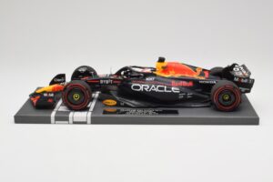 Red Bull RB19 Oracle #1 M. Verstappen Australian GP 2023 Winner Minichamps 1:18 113230301 Hars