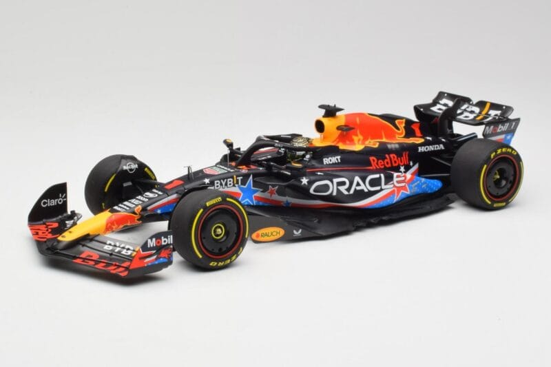 Red Bull RB19 #11 S. Perez Austin GP 2023 Minichamps 1:18 110231911 Metaal