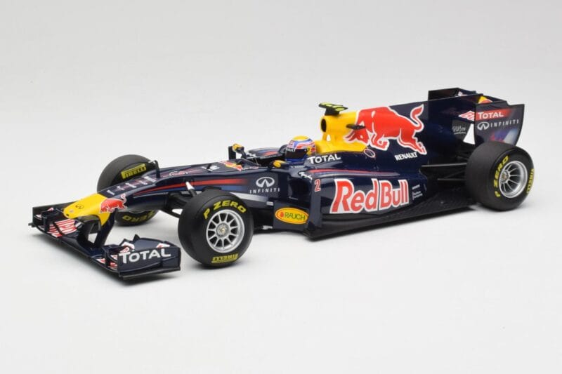 Red Bull RB5 #14 M. Webber Chinese GP 2nd 2009 Minichamps 1:18 150090114 Metaal