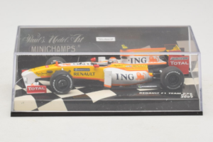 Renault R29 #8 N. Piquet Jr. F1 2009 Minichamps 1:43 400090008 Metaal — afbeelding 4 van 5