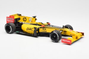 Renault R30 R. Kubica / V. Petrov F1 Showcar 2010 Minichamps 1:18 7711428831 Metaal — afbeelding 4 van 6