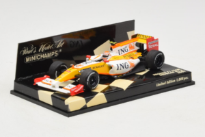 Renault R29 #8 N. Piquet Jr. Showcar F1 2009 Minichamps 1:43 400090078 Metaal — afbeelding 2 van 5