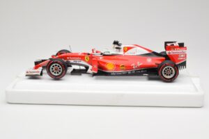 Scuderia Ferrari SF16-H #5 S. Vettel Italian GP 2016 BBR 1:18 BBR181625 Metaal — afbeelding 3 van 7