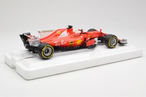 Scuderia Ferrari SF70H #5 S. Vettel Winner Australian GP 2017 End of Race BBR 1:18 BBR181705-E Metaal — afbeelding 2 van 7