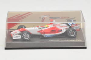 Toyota TF105 #17 R. Schumacher Panasonic Toyota Racing F1 2005 Minichamps 1:43 AM58296 Metaal — afbeelding 4 van 5
