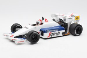 Toleman Hart TH184 #20 J. Ceccotto French GP 1984 Minichamps 1:18 100840020 Metaal