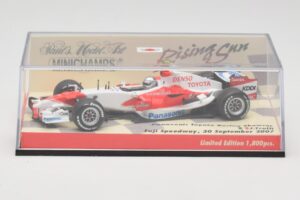 Toyota TF107 #12 J. Trulli Showcar 2007 Minichamps 1:43 403070082 Metaal — afbeelding 5 van 5