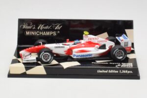 Toyota TF104 Panasonic Racing #0 R. Zonta 3rd Driver 2004 Minichamps 1:43 400040038 Metaal