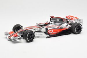 McLaren MP4-22 Mercedes #1 F. Alonso Showcar 2007 Minichamps 1:18 533071871 Metaal