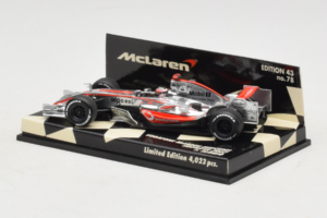 McLaren MP4-22 Mercedes #1 F. Alonso Vodafone McLaren Showcar F1 2007 Minichamps 1:43 530074371 Metaal — afbeelding 3 van 5