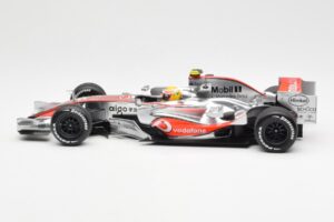 McLaren MP4-22 Mercedes #2 L. Hamilton 2007 Dealer Edition Minichamps 1:18 530071802 Metaal — afbeelding 3 van 6