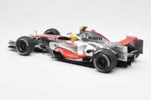 McLaren MP4-22 Mercedes #2 L. Hamilton 2007 Dealer Edition Minichamps 1:18 530071802 Metaal — afbeelding 5 van 6