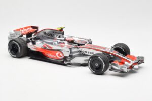 McLaren MP4-23 Mercedes #23 H. Kovalainen 2008 Minichamps 1:18 530081823 Metaal — afbeelding 4 van 6