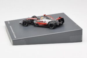 McLaren MP4-23 Mercedes #22 L. Hamilton F1 World Champion 2008 Minichamps 1:43 B66962422 Metaal — afbeelding 3 van 4
