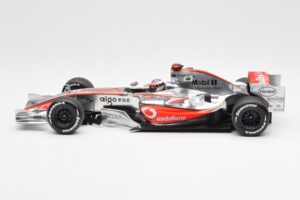 McLaren MP4-22 Mercedes #1 F. Alonso Presentation Valencia 2007 Minichamps 1:18 538071871 Metaal — afbeelding 3 van 6